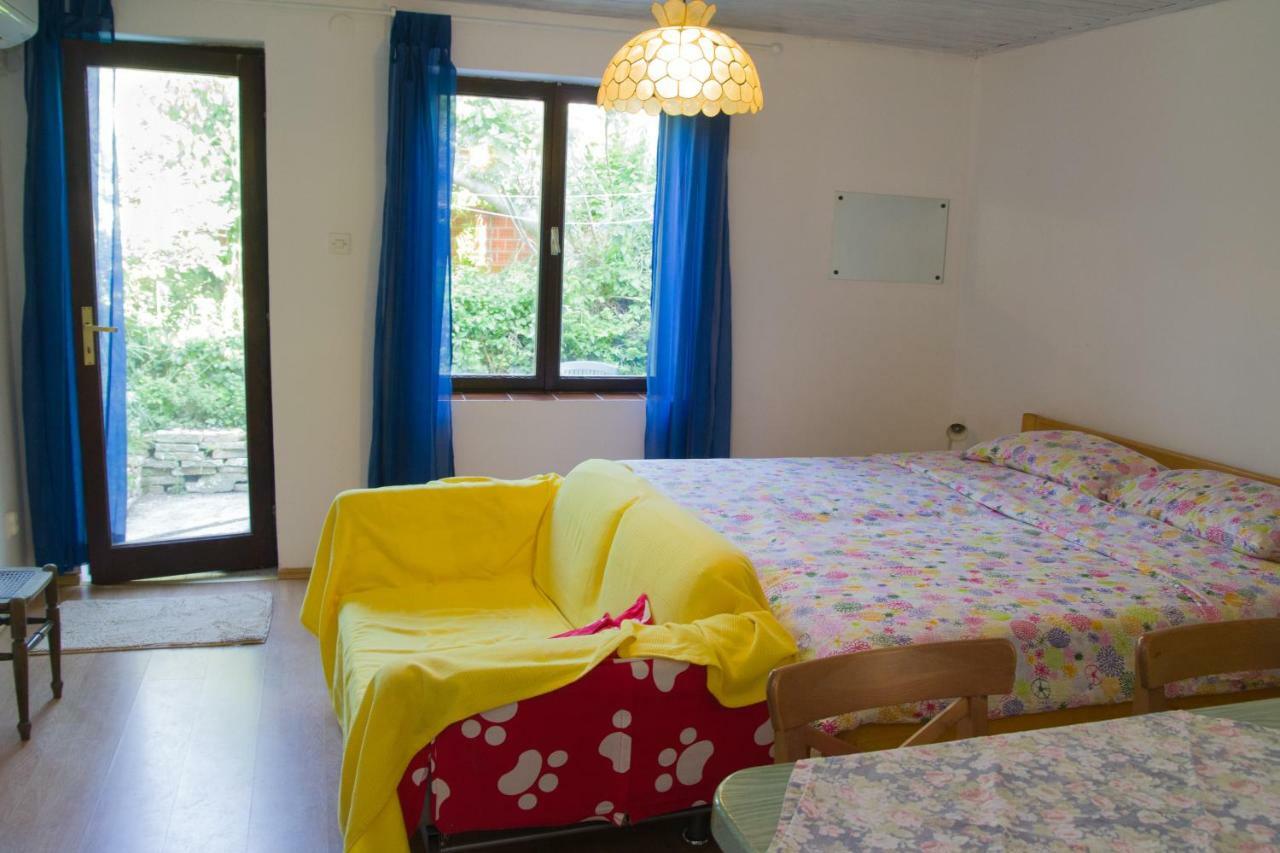Karmen Appartement Veli Lošinj Buitenkant foto