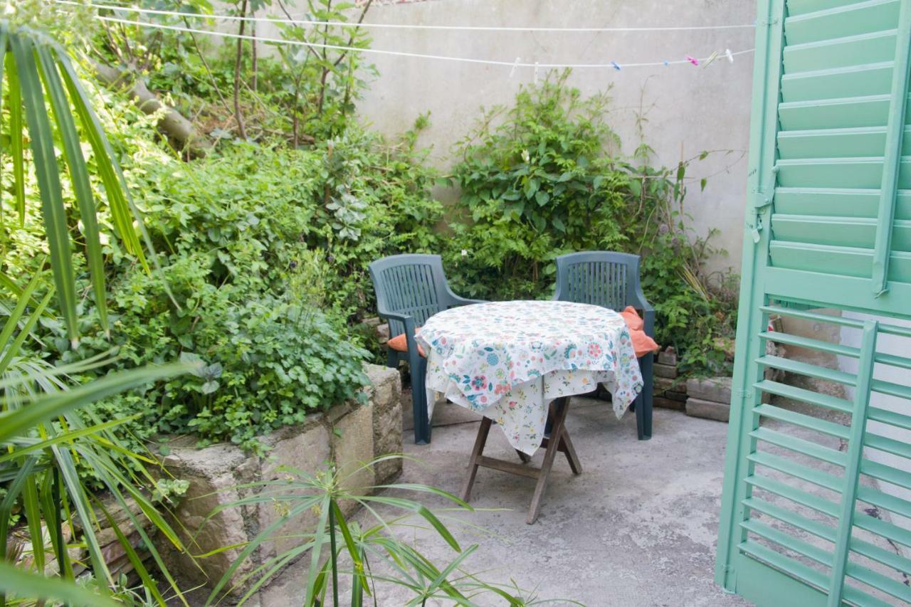 Karmen Appartement Veli Lošinj Buitenkant foto